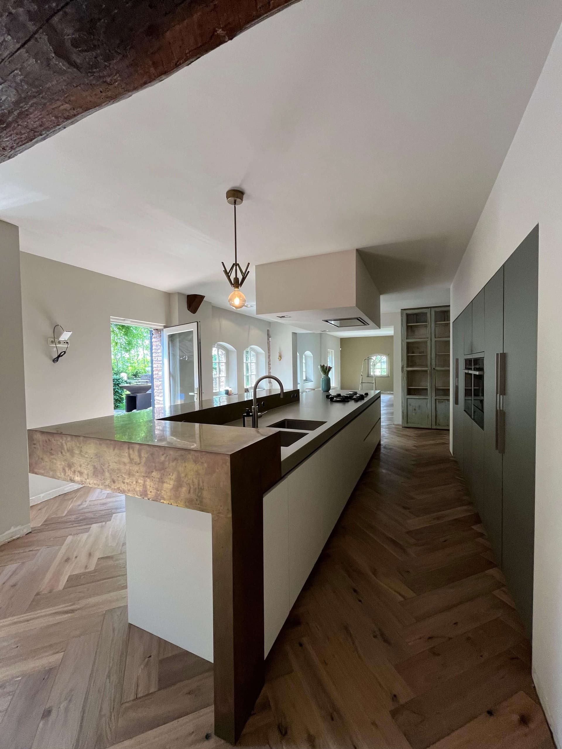 Voltooid keukenproject na waterschade herstel